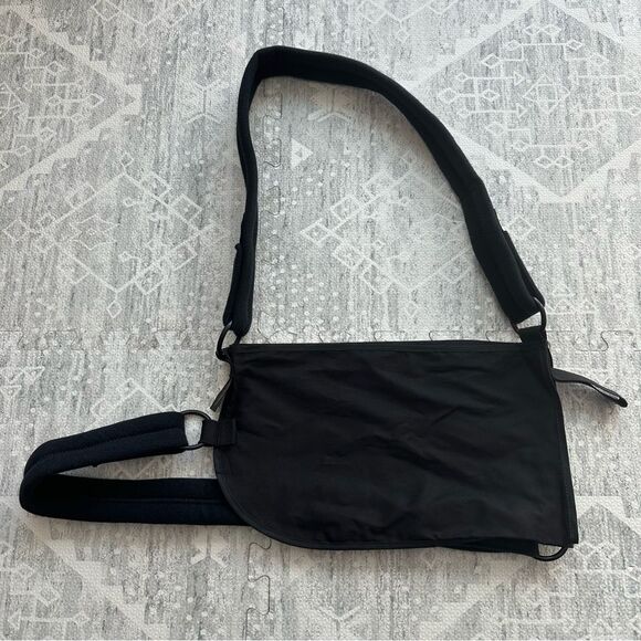 Bird & Cronin Shoulder Immobilizer Sling For Recovery Hook and Loop Strap Size S - Picture 2 of 8